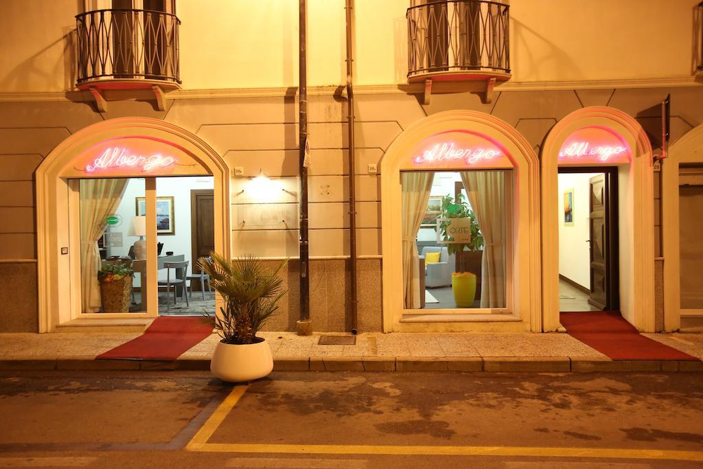 Albergo Residenziale La Corte Tortoli Exterior photo